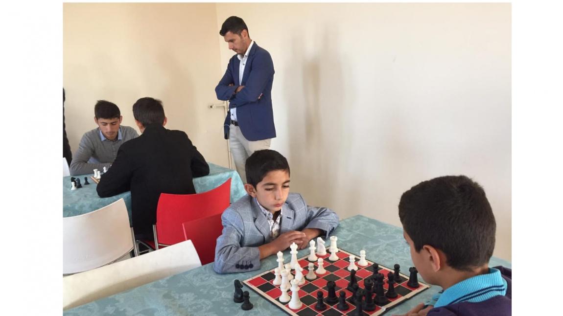 Okullar Arası Satranç Turnuvası